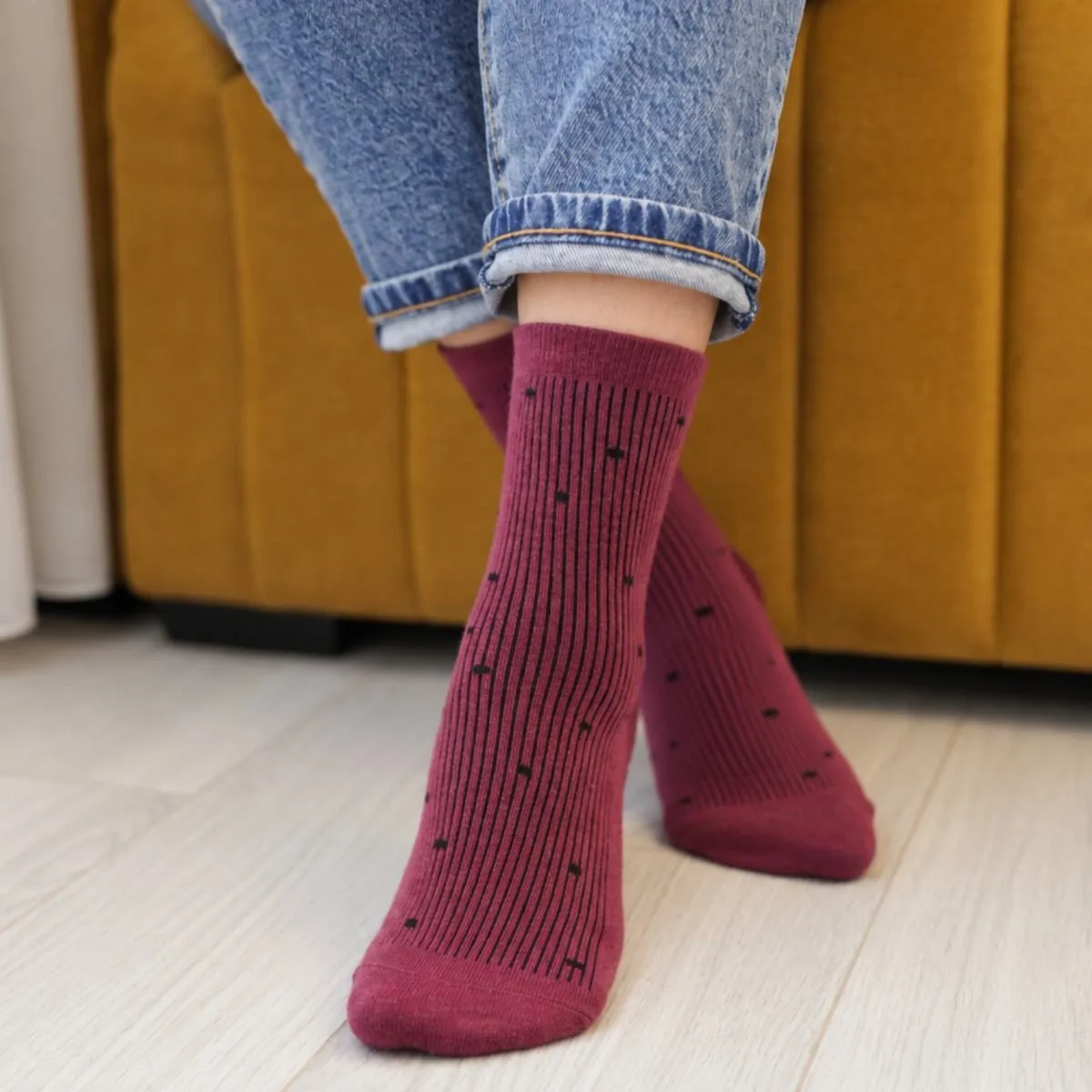 Șosete damă cu striații fine și buline — Mix (bordo, caramiziu, bej, maro, gri, negru)